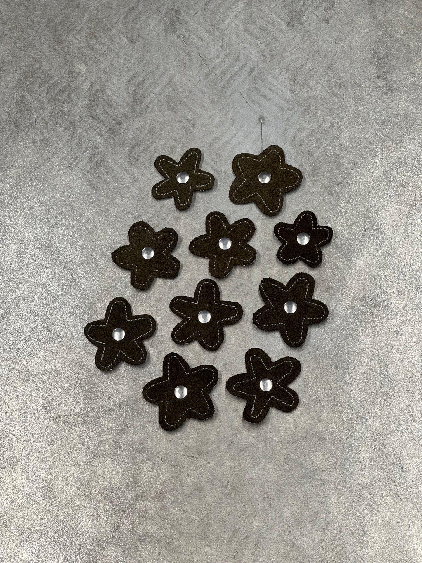 Attachable Dark Green Leather Flowers