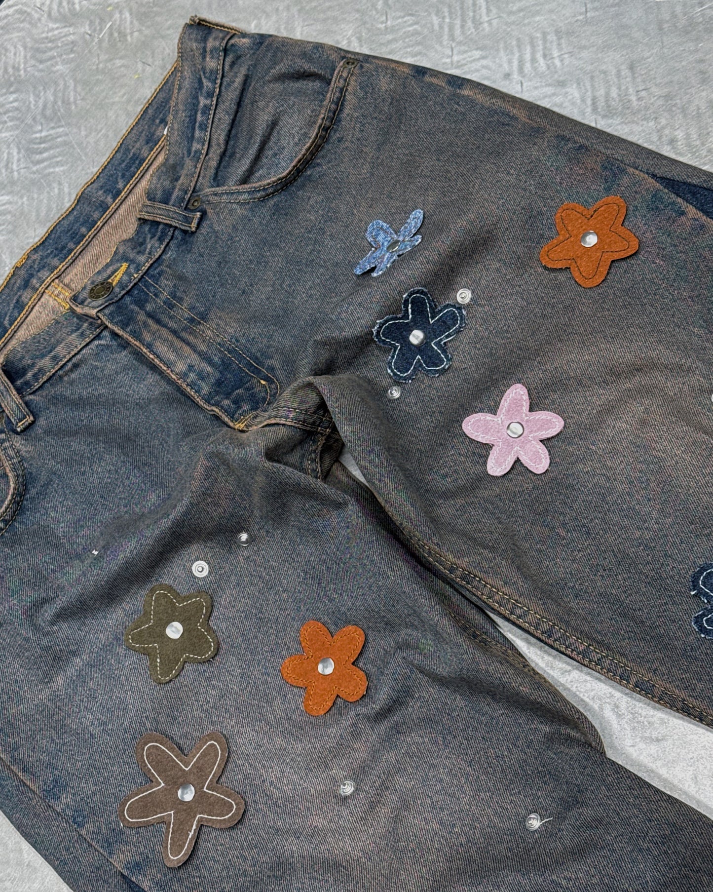 1/1 Contrast Flight Upcycled Jeans