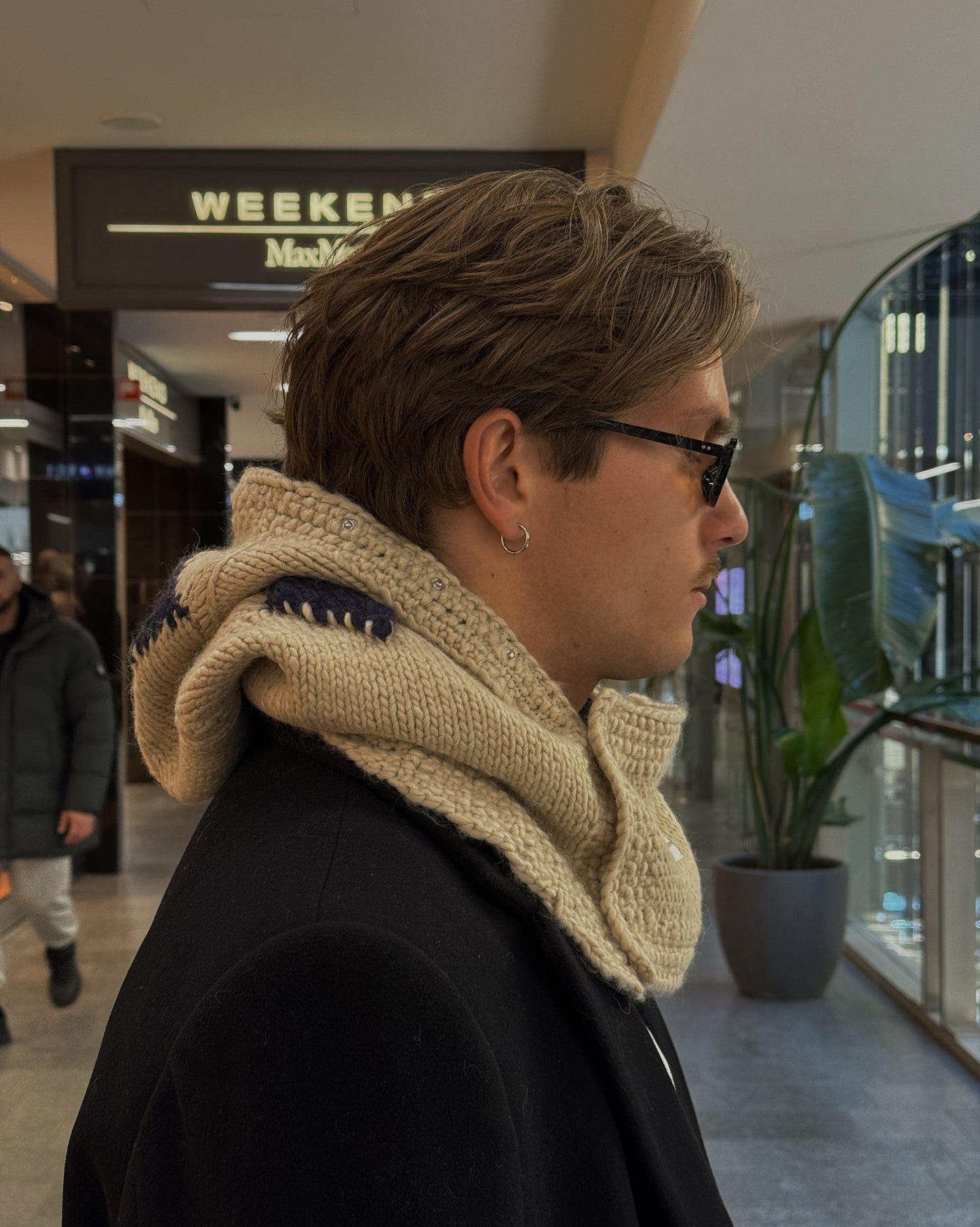 Beige/Blue Woven Knitted Hood + Accessories