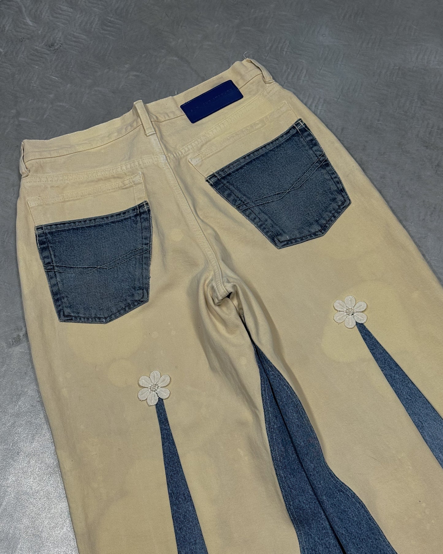 1/1 Two-Tone Bloom Upcycled Vintage Jeans