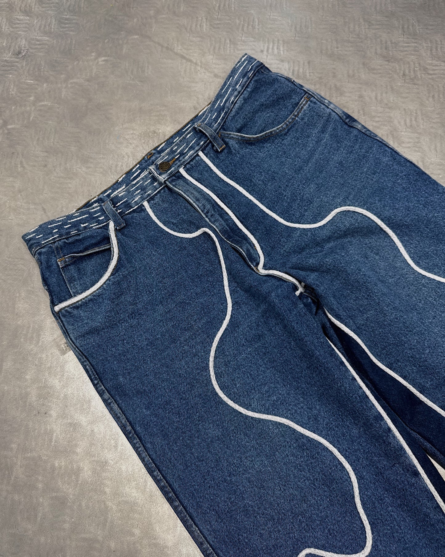 1/1 Wave Stitch Upcycled Vintage Jeans