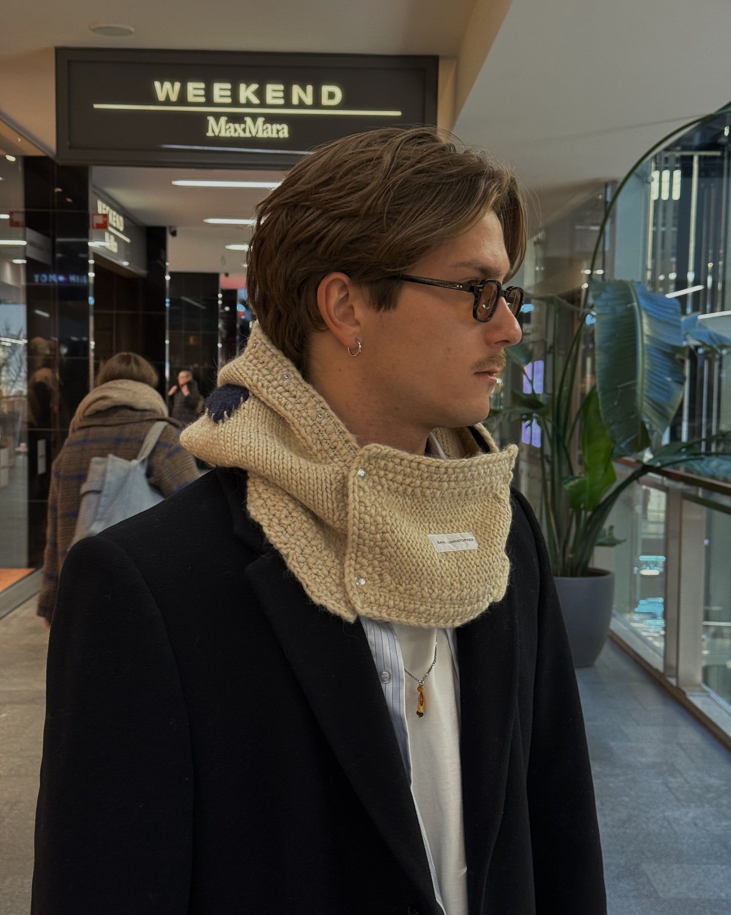 Beige/Blue Woven Knitted Hood + Accessories