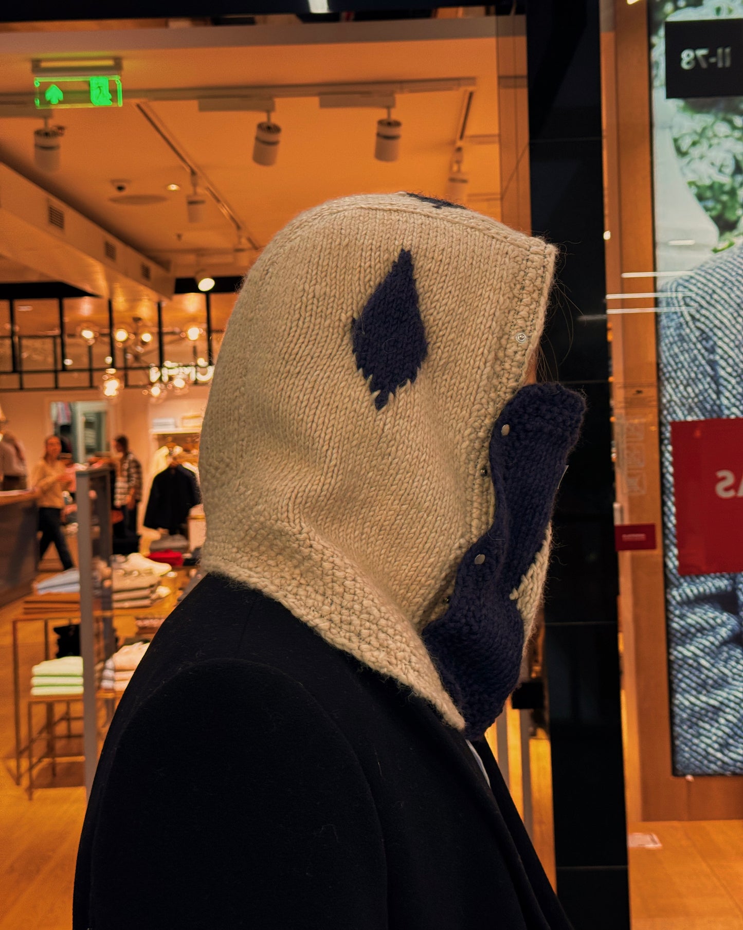 Beige/Blue Woven Knitted Hood + Accessories