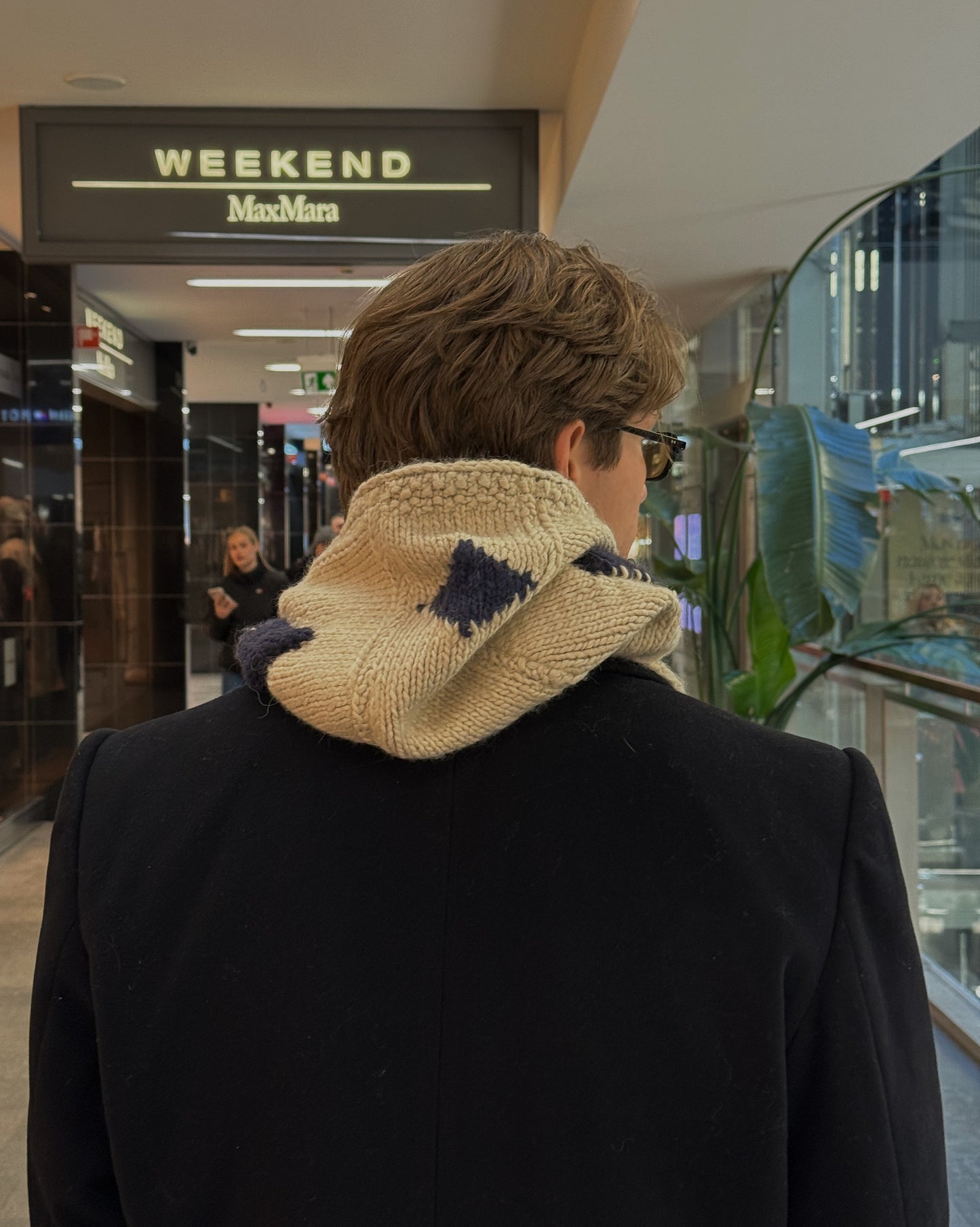Beige/Blue Woven Knitted Hood + Accessories